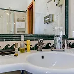 Hotel Byron