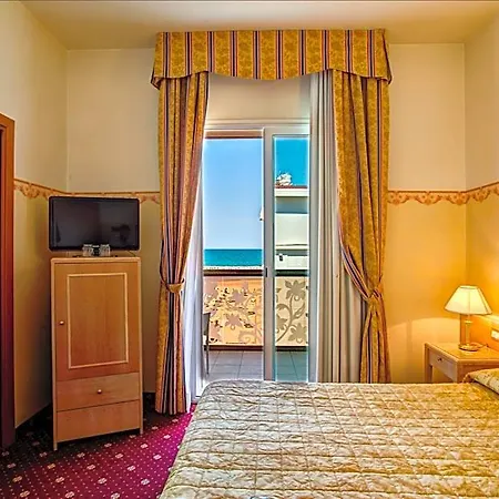 Hotel Byron 3*