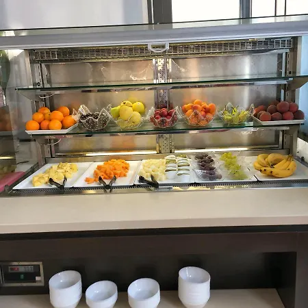 Byron Ξενοδοχείο 3*