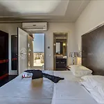 Hotel Byron 3*