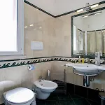 Byron Hotel 3*